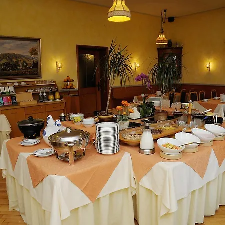 Schwarzes Lamm 3* Ρότενμπουργκ (Τάουμπερ)