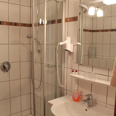 Schwarzes Lamm Πανσιόν 3*